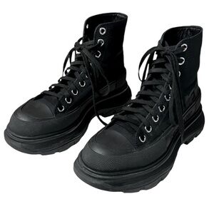 Alexander McQueen Women's Tread Slick Boot